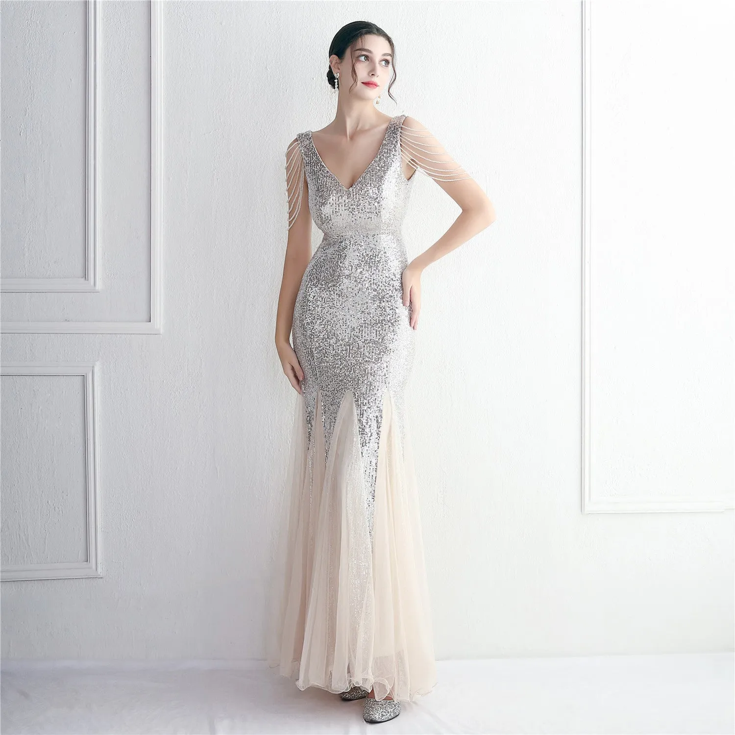 Elegant and Promising Long Sleeveless Floor Length Wedding Dress